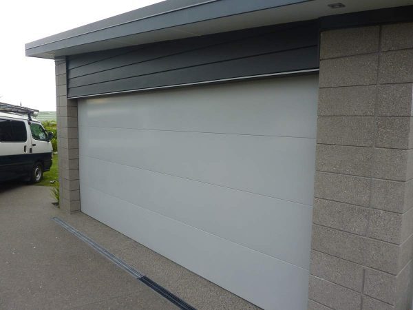 honed-concrete-garage-exterior-wall